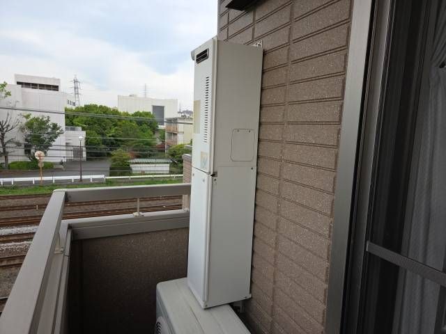 送信者: 余嵜
