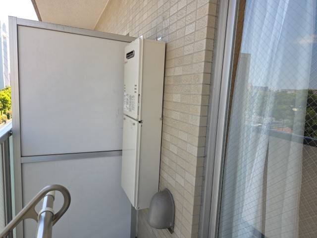 送信者: 余嵜