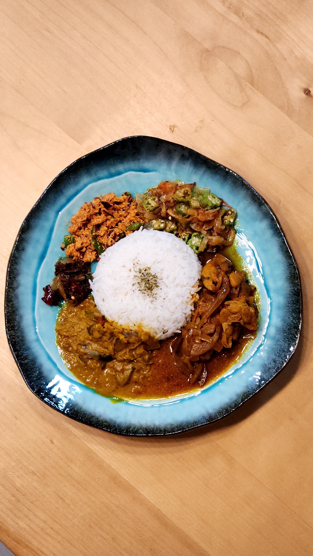 カレーです カレーですよ5408（潮見 ダージリンスパイス）よい感じに節操が