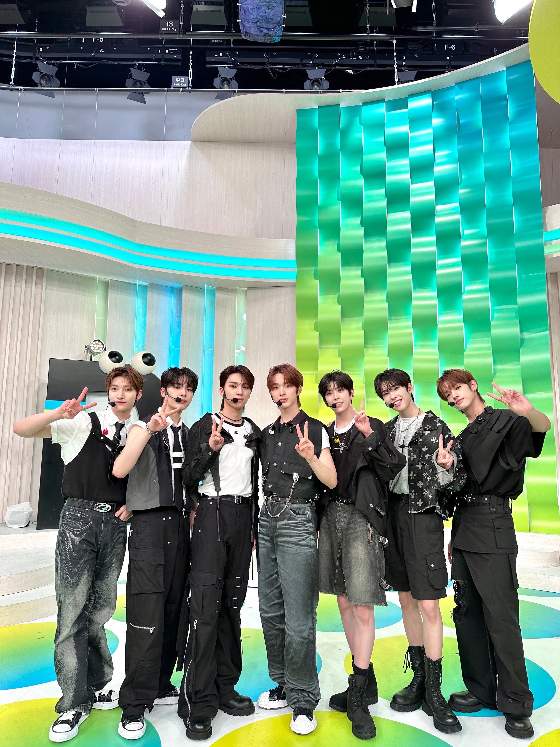 X]DayDay.集合写真 - TimeTree