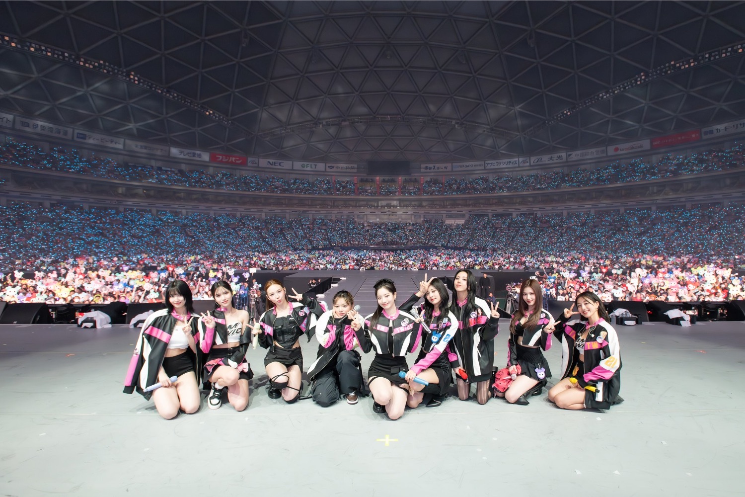 名古屋ライブ【TWICE 5TH WORLD TOUR】 - TimeTree 名古屋ライブ【TWICE 5TH WORLD TOUR】 - TimeTree