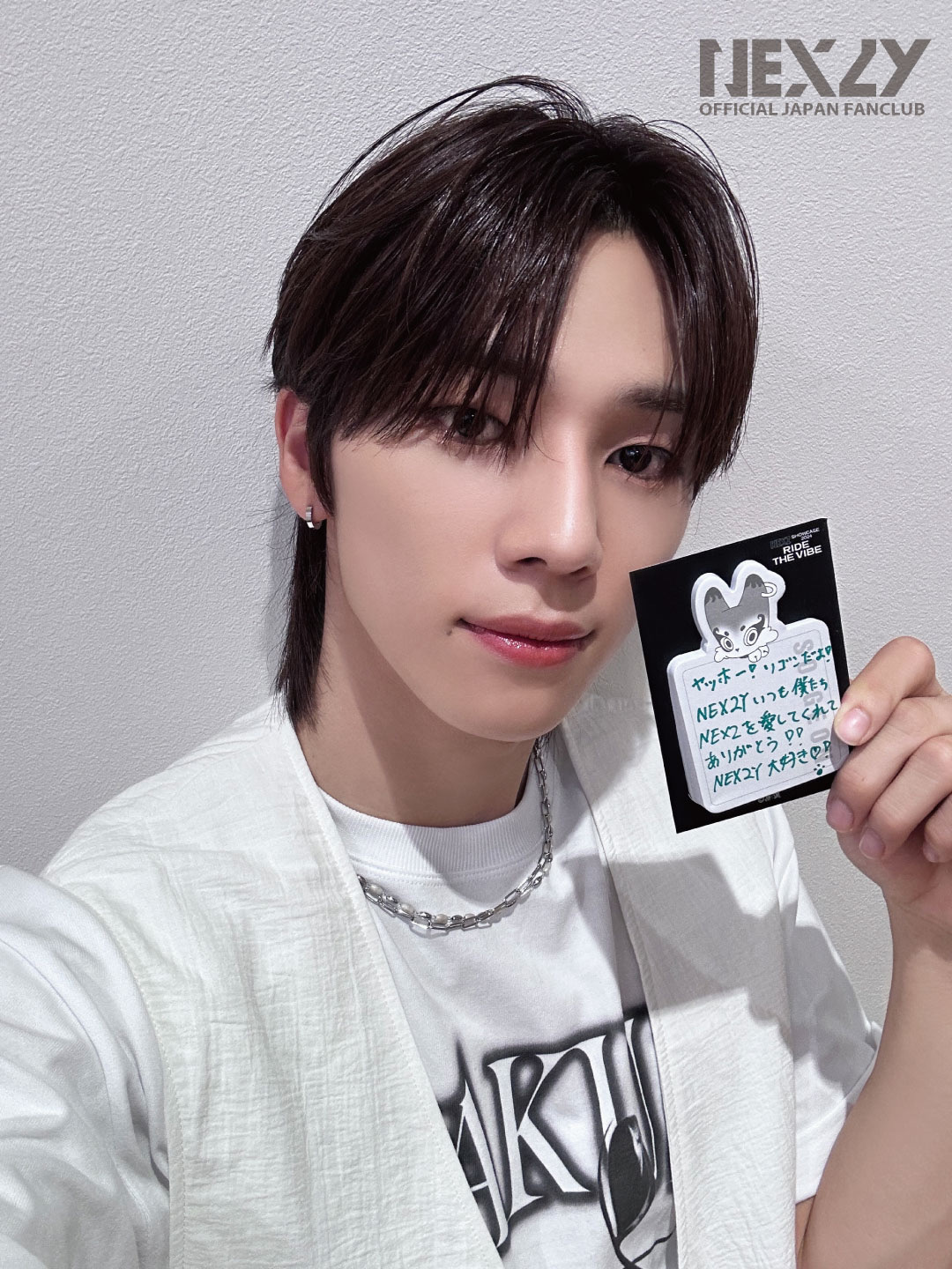 X]グッズ紹介ソロ画像 - TimeTree