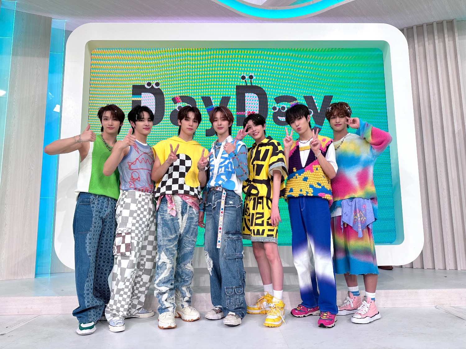 X]ZIP!集合写真(3枚) - TimeTree