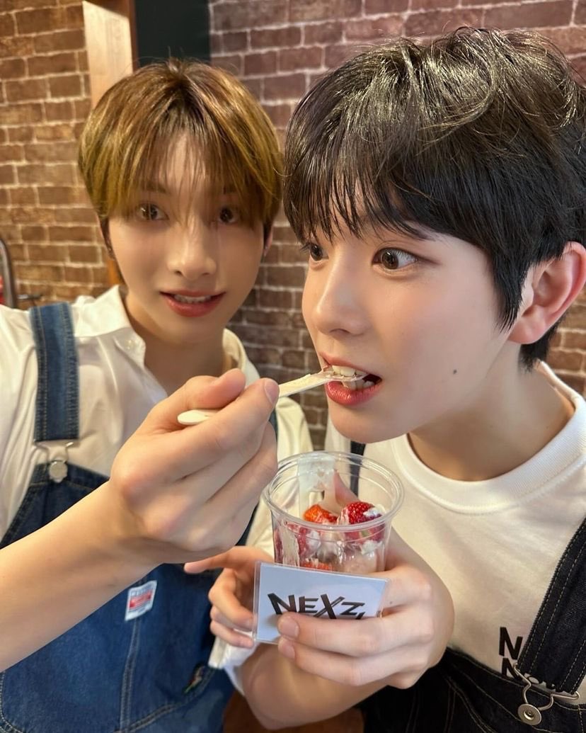 IG]🦦☃️YUKI - TimeTree